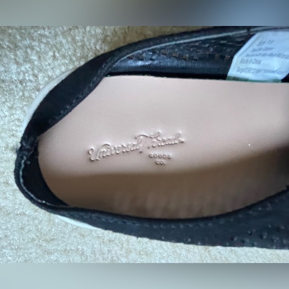 Black Universal‎ Thread slip/on shoes - Picture 6 of 6
